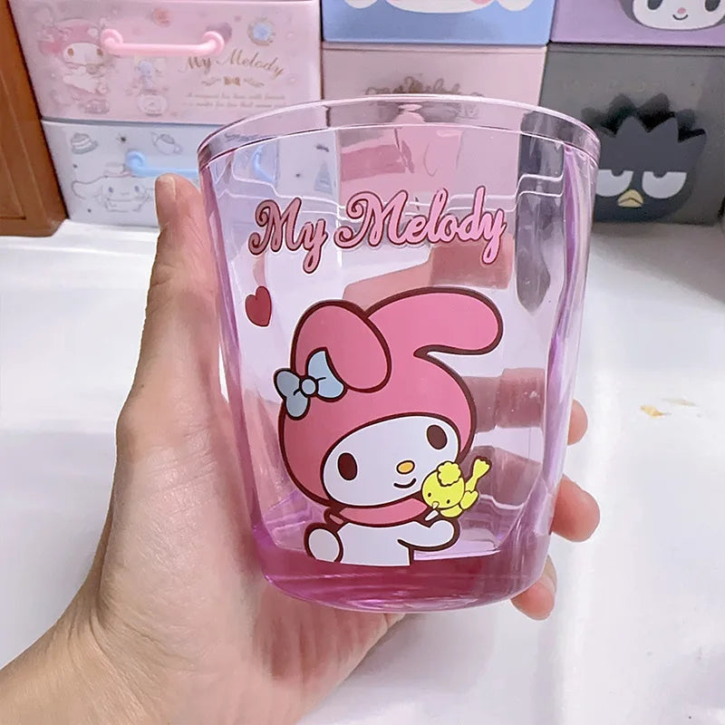 Plastic Mug Girl Gargle Cups